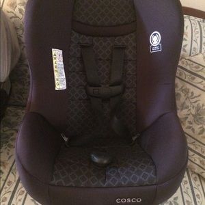 Toddler car seat Cosco